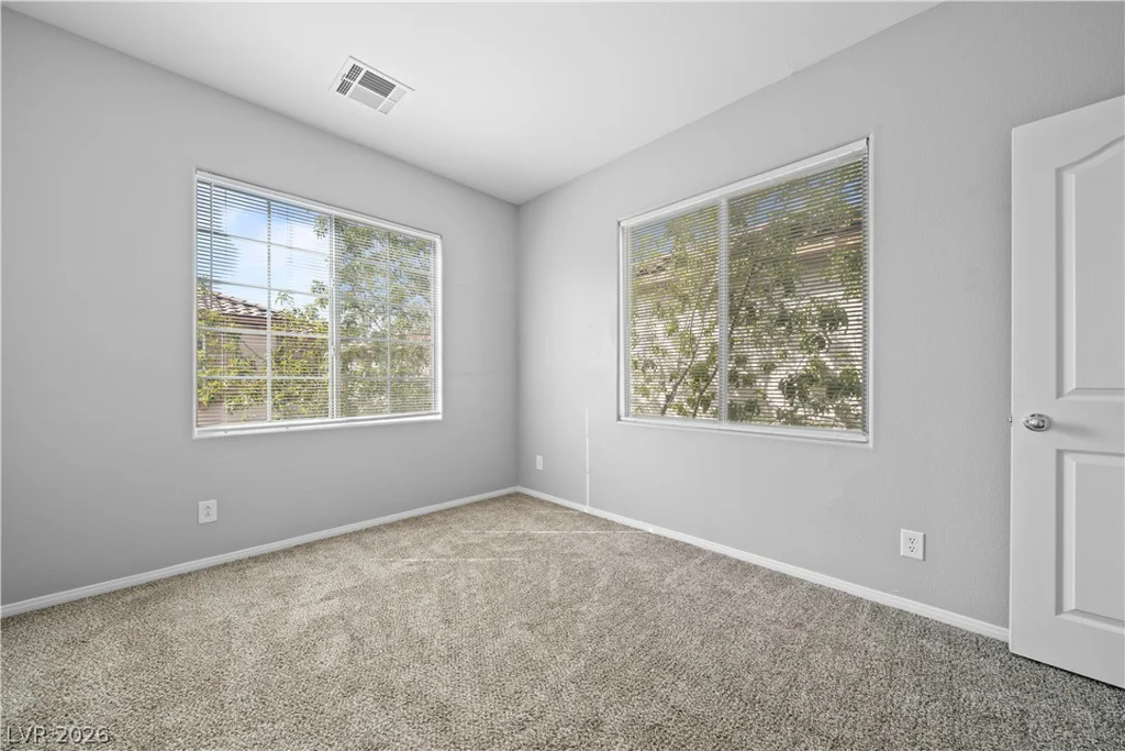 7208 Glen Shire, Las Vegas, NV 89149
