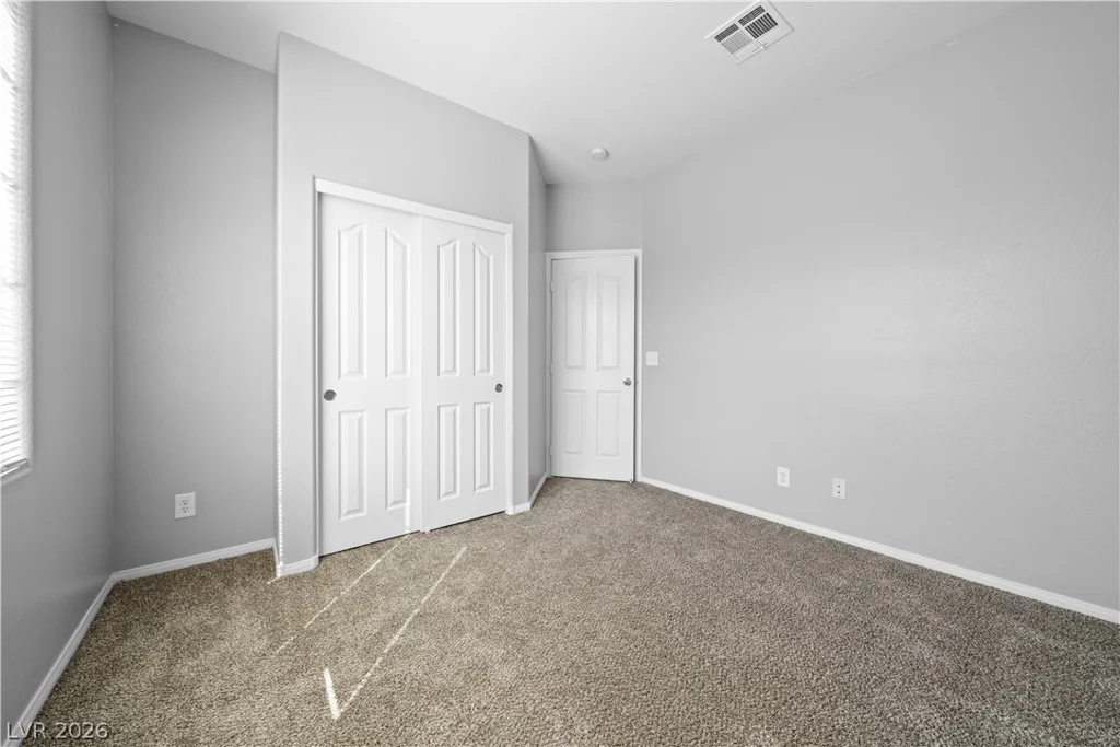7208 Glen Shire, Las Vegas, NV 89149