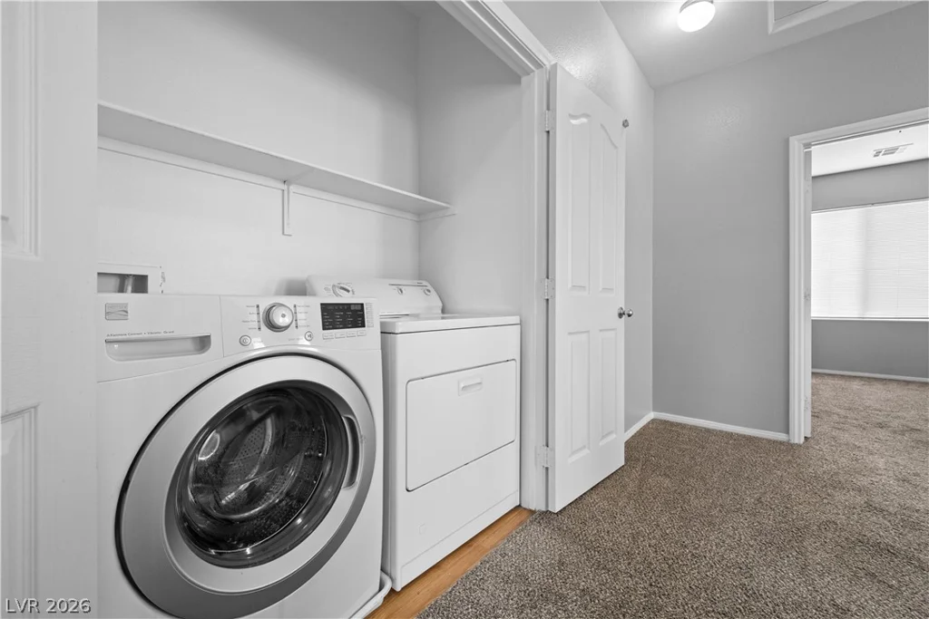 7208 Glen Shire, Las Vegas, NV 89149