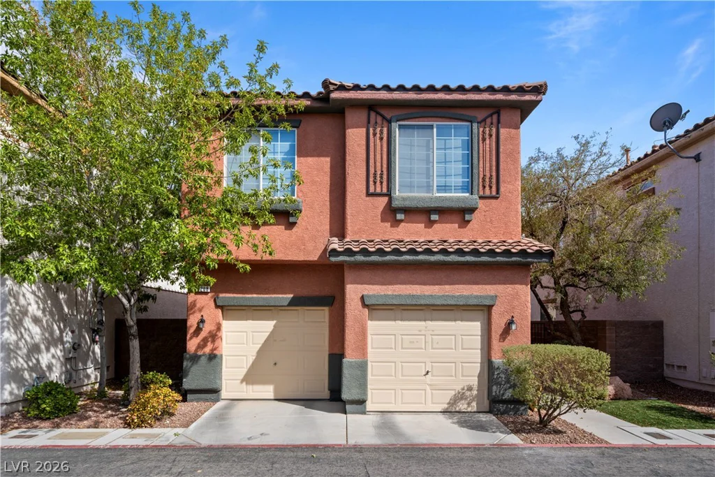 7208 Glen Shire, Las Vegas, NV 89149