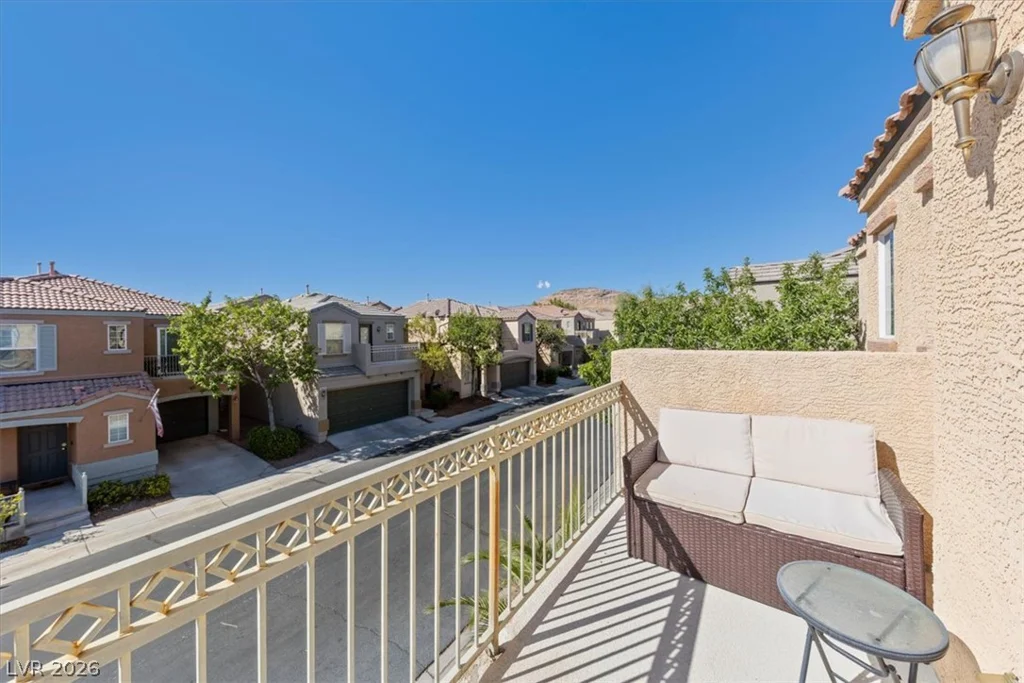 9054 Hilverson, Las Vegas, NV 89148