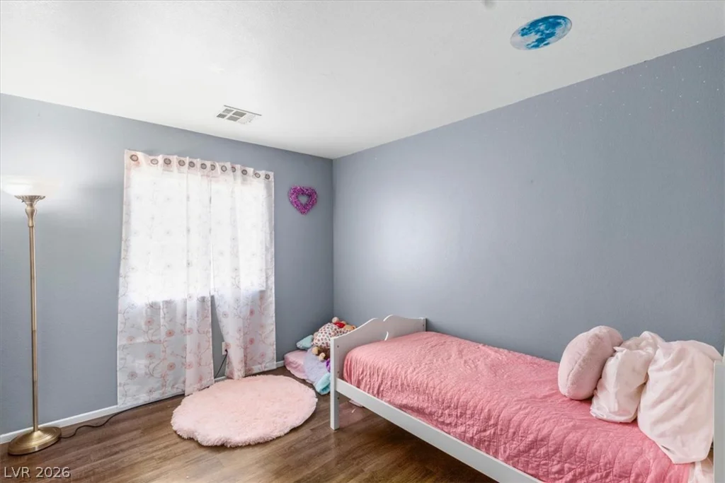 9054 Hilverson, Las Vegas, NV 89148