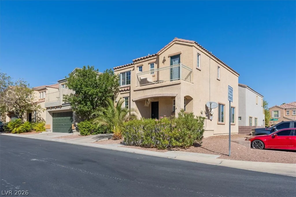 9054 Hilverson, Las Vegas, NV 89148
