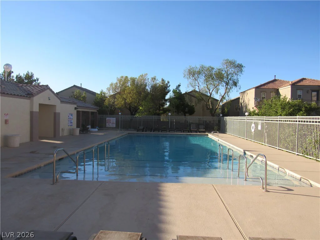 9054 Hilverson, Las Vegas, NV 89148