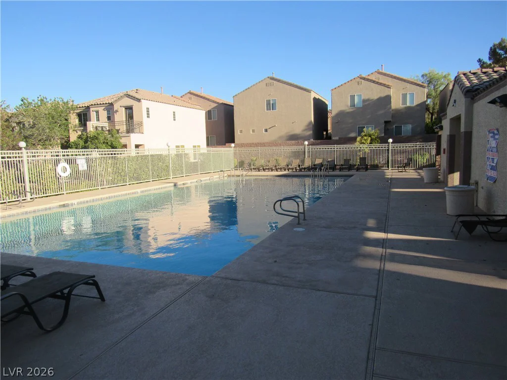 9054 Hilverson, Las Vegas, NV 89148