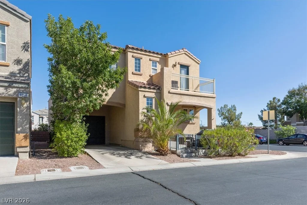 9054 Hilverson, Las Vegas, NV 89148