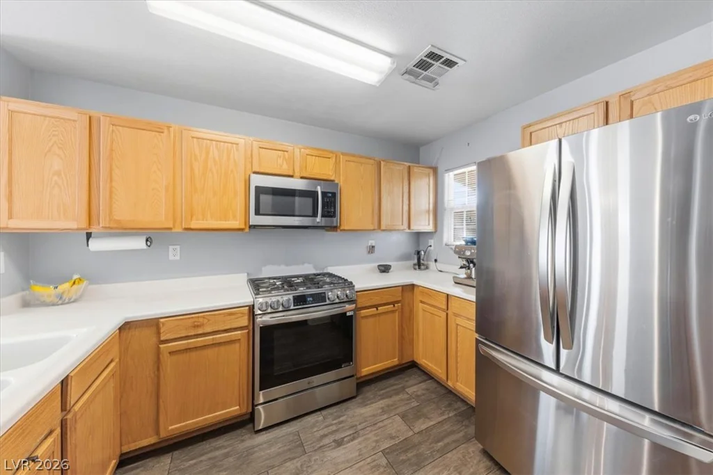 9054 Hilverson, Las Vegas, NV 89148