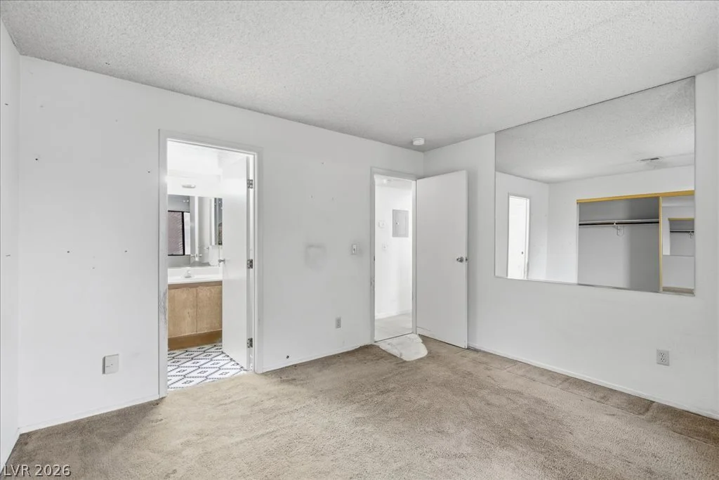 753 Rock Springs, Las Vegas, NV 89128