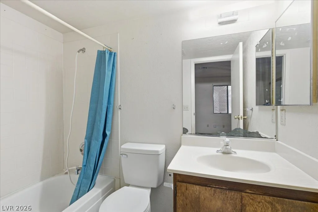 753 Rock Springs, Las Vegas, NV 89128