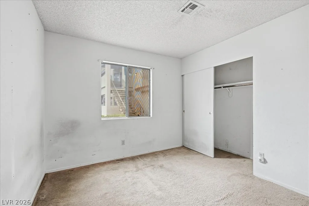 753 Rock Springs, Las Vegas, NV 89128