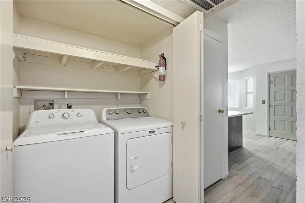 753 Rock Springs, Las Vegas, NV 89128
