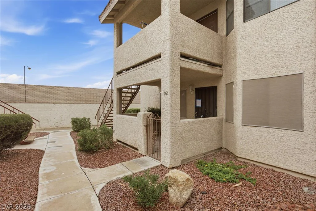 753 Rock Springs, Las Vegas, NV 89128