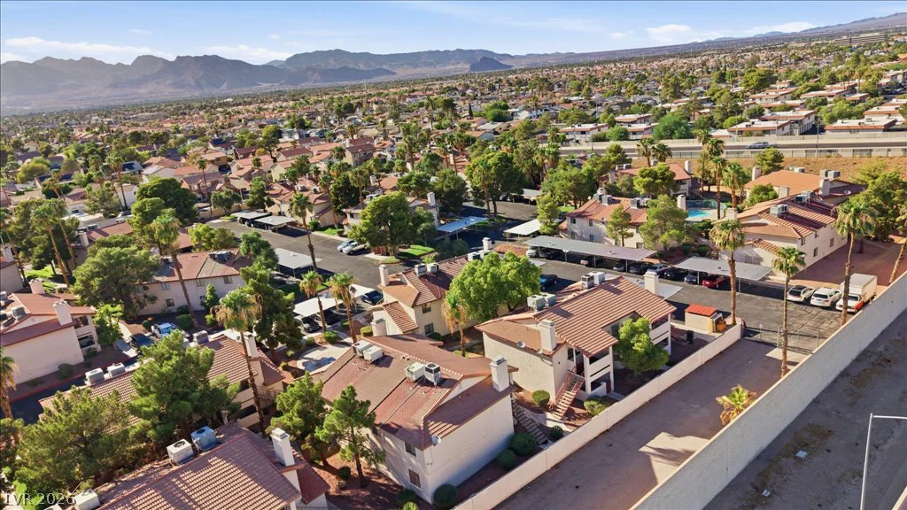 753 Rock Springs, Las Vegas, NV 89128