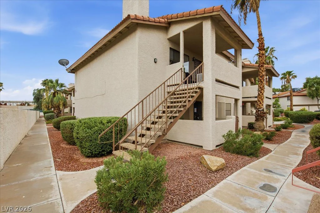 753 Rock Springs, Las Vegas, NV 89128