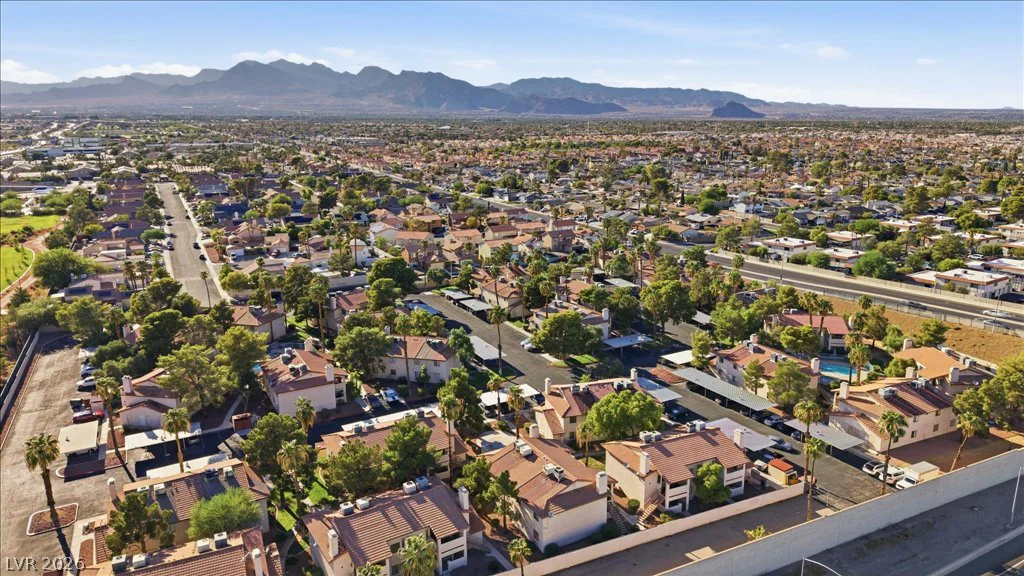 753 Rock Springs, Las Vegas, NV 89128