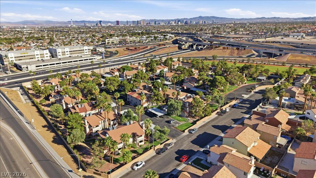 753 Rock Springs, Las Vegas, NV 89128