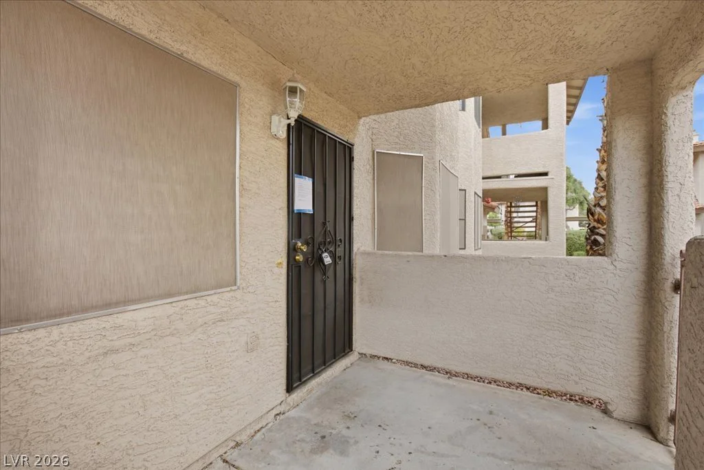 753 Rock Springs, Las Vegas, NV 89128