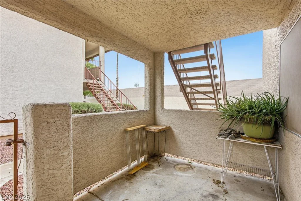 753 Rock Springs, Las Vegas, NV 89128