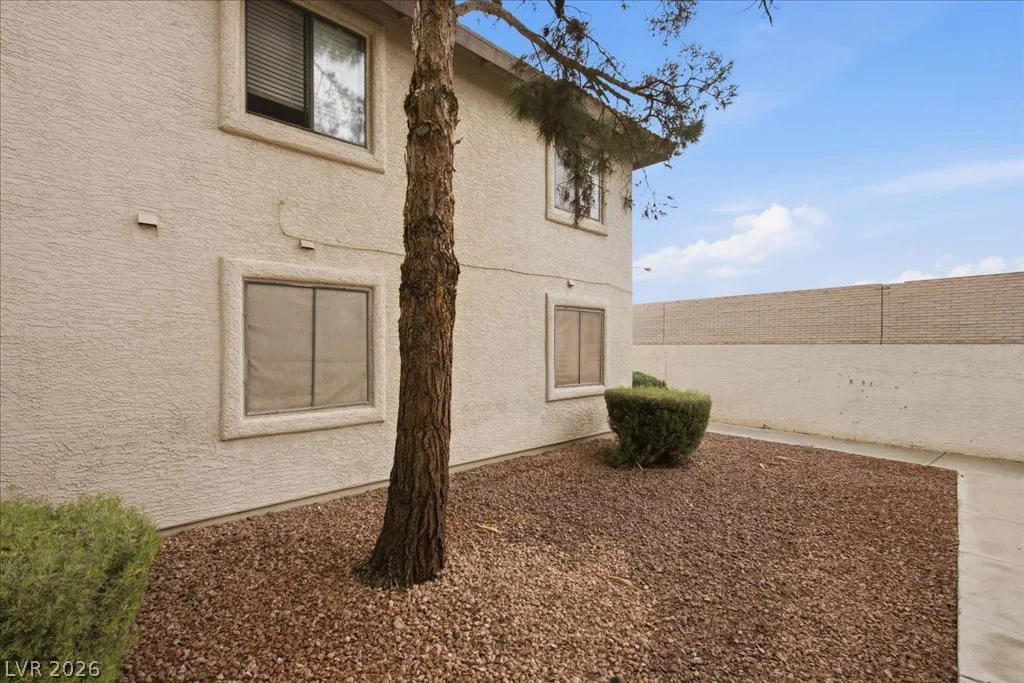 753 Rock Springs, Las Vegas, NV 89128