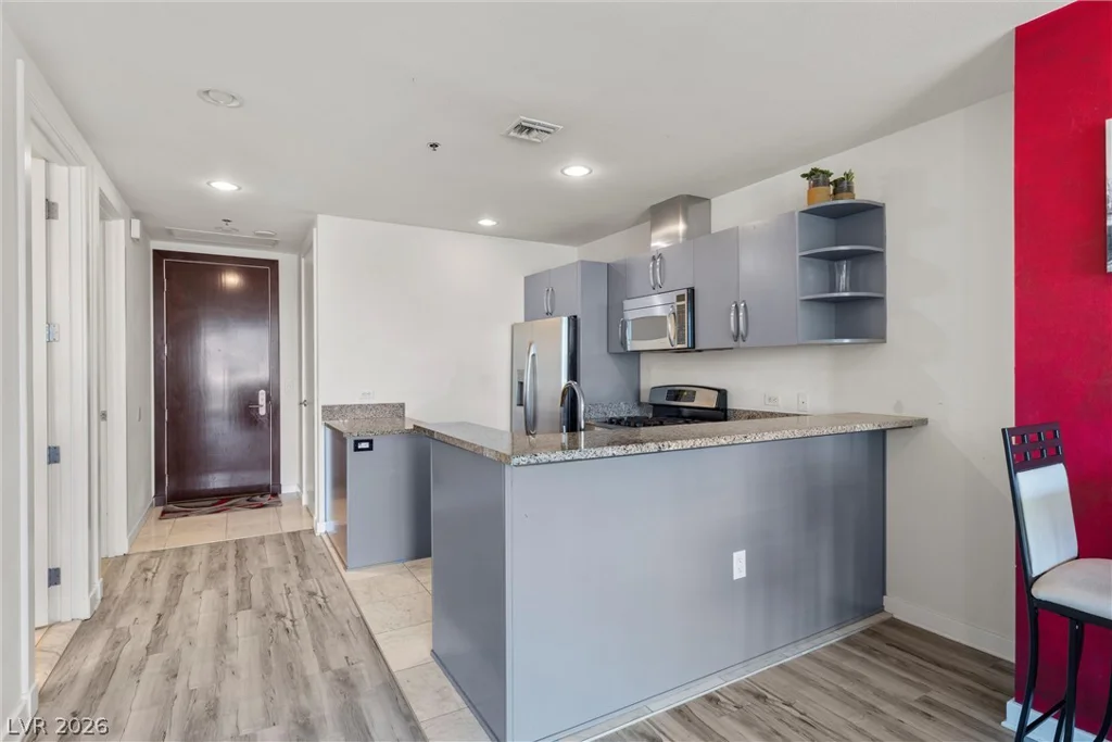 4575 Dean Martin, Las Vegas, NV 89103