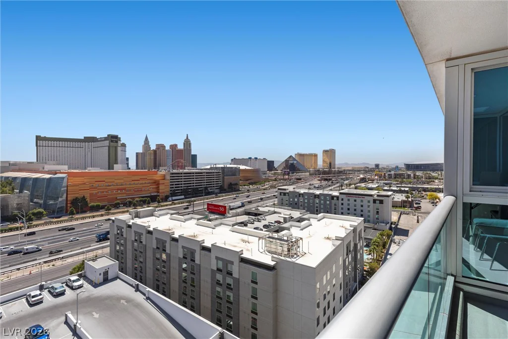 4575 Dean Martin, Las Vegas, NV 89103