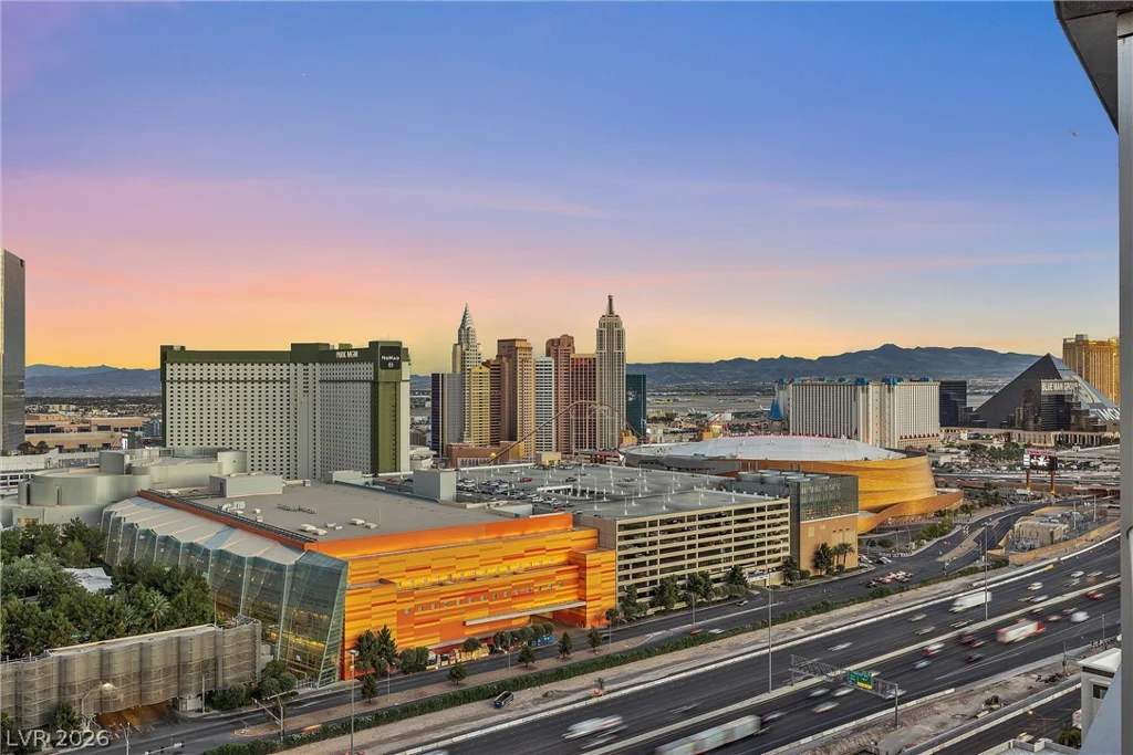 4575 Dean Martin, Las Vegas, NV 89103