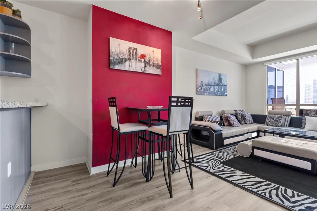 4575 Dean Martin, Las Vegas, NV 89103