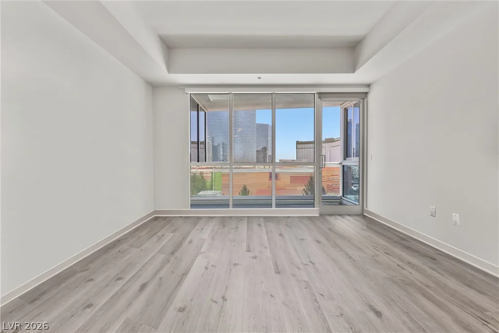 4575 Dean Martin, Las Vegas, NV 89103