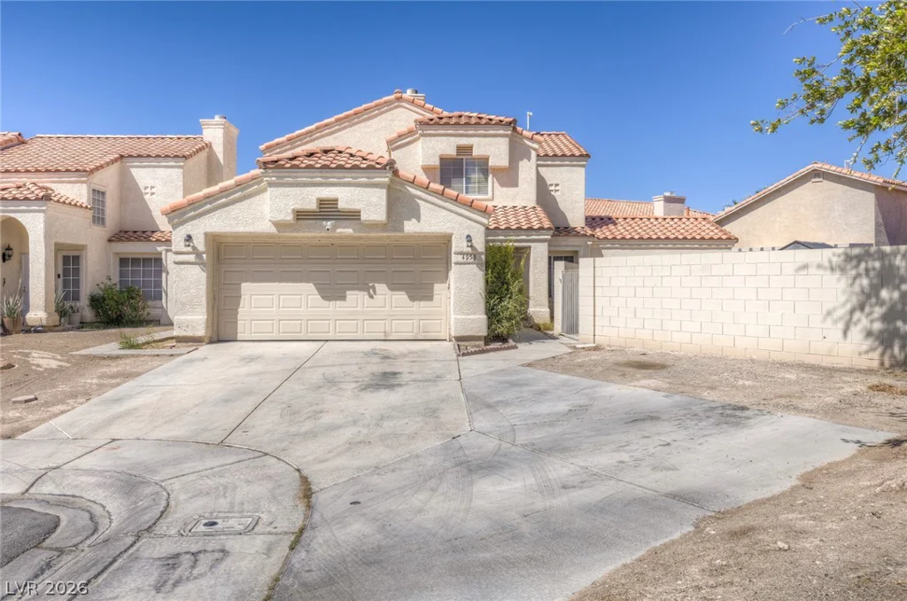 4953 El Sur, North Las Vegas, NV 89031