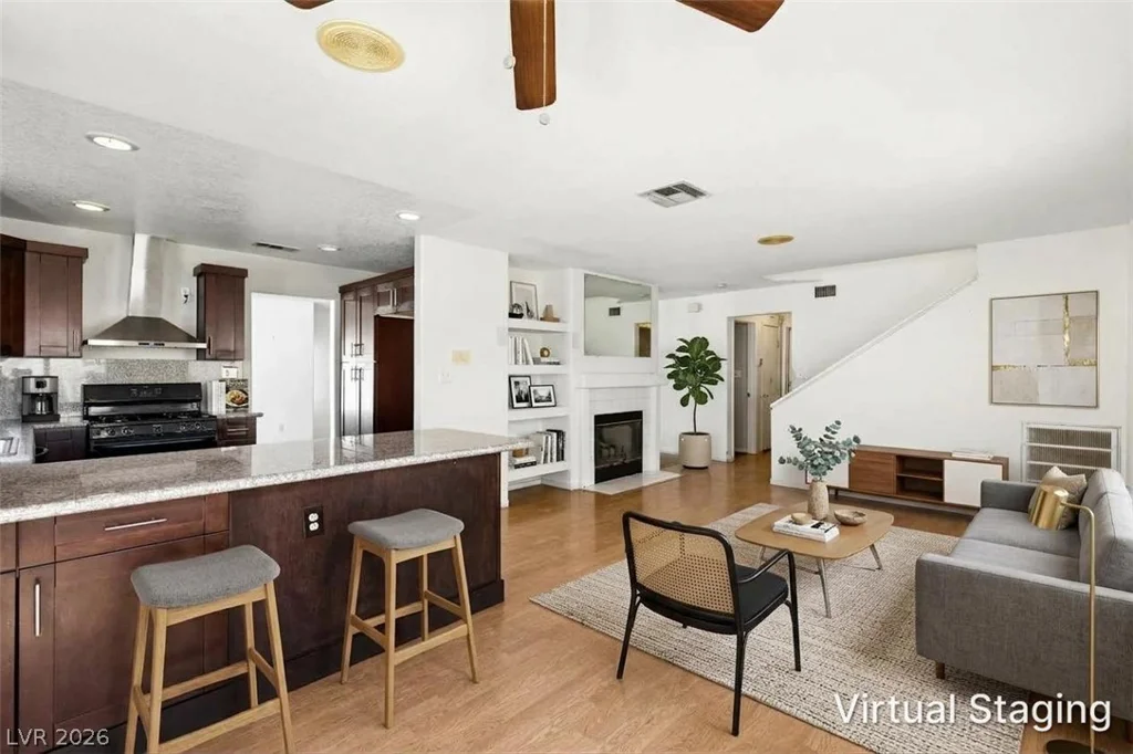 4953 El Sur, North Las Vegas, NV 89031