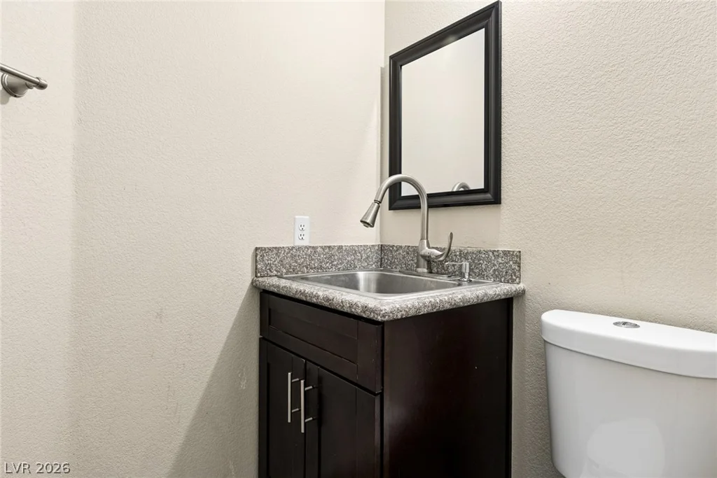 4953 El Sur, North Las Vegas, NV 89031