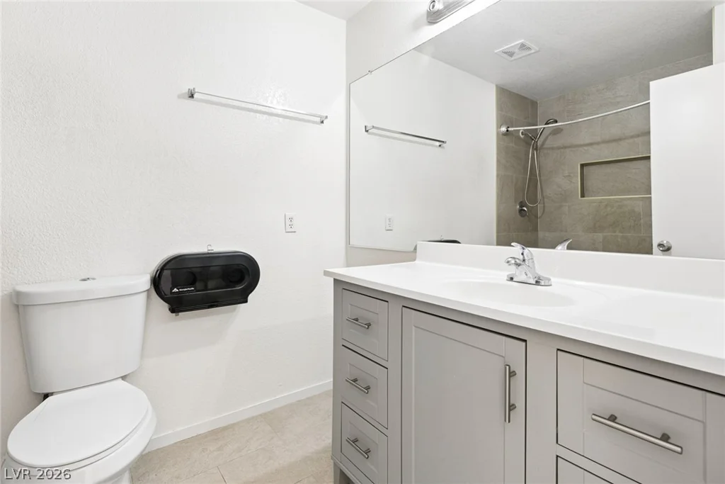 4953 El Sur, North Las Vegas, NV 89031