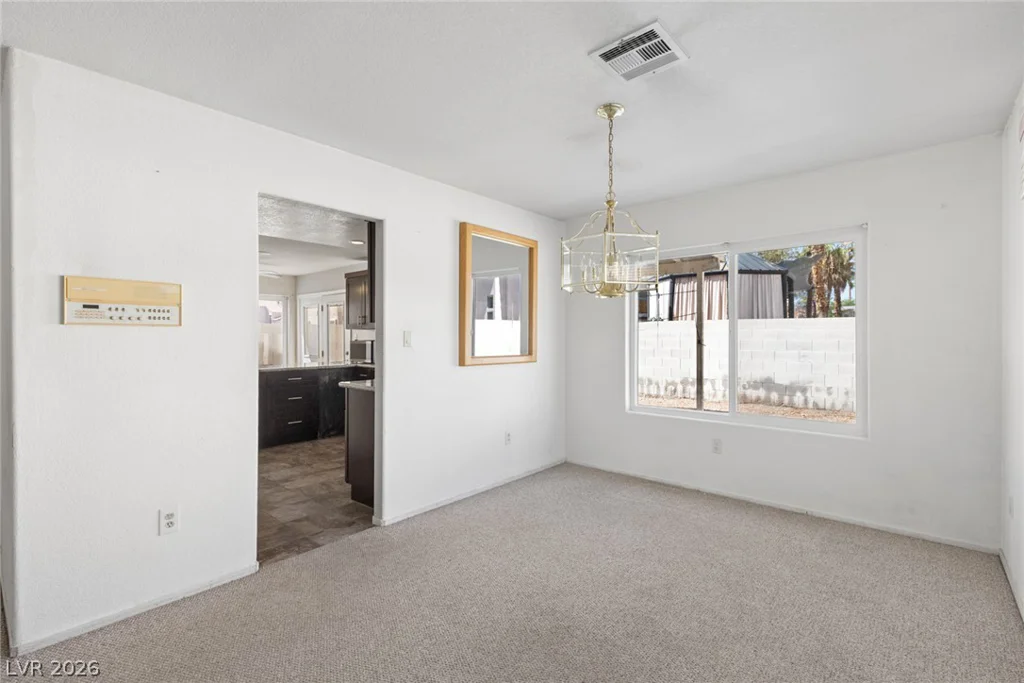 4953 El Sur, North Las Vegas, NV 89031