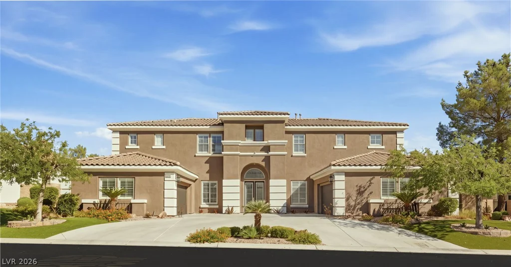 8052 Dark Hollow, Las Vegas, NV 89117