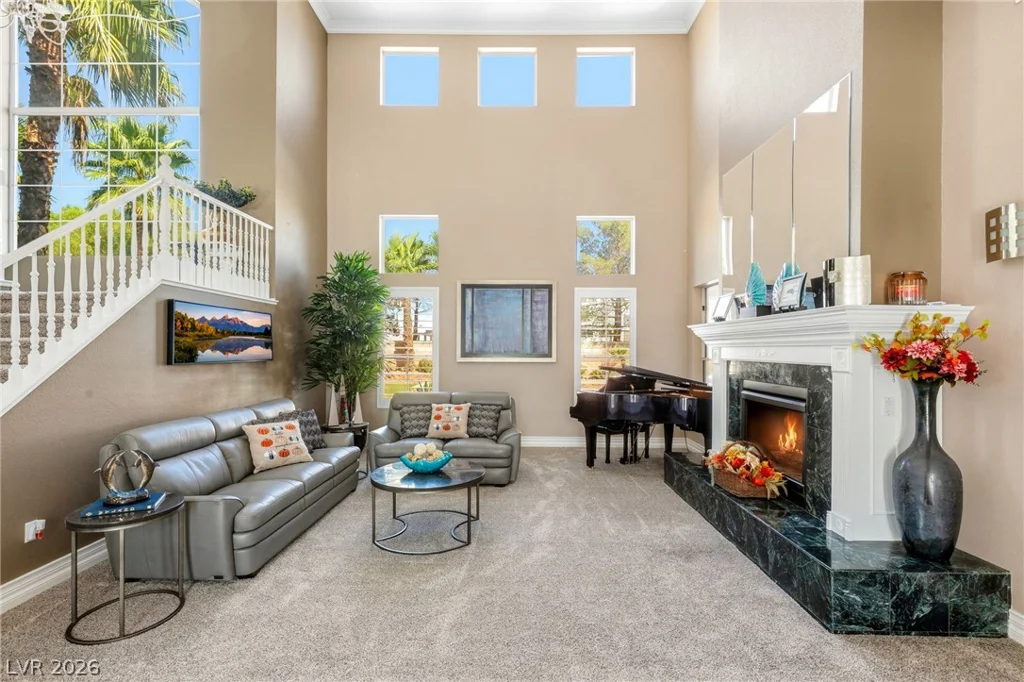 8052 Dark Hollow, Las Vegas, NV 89117