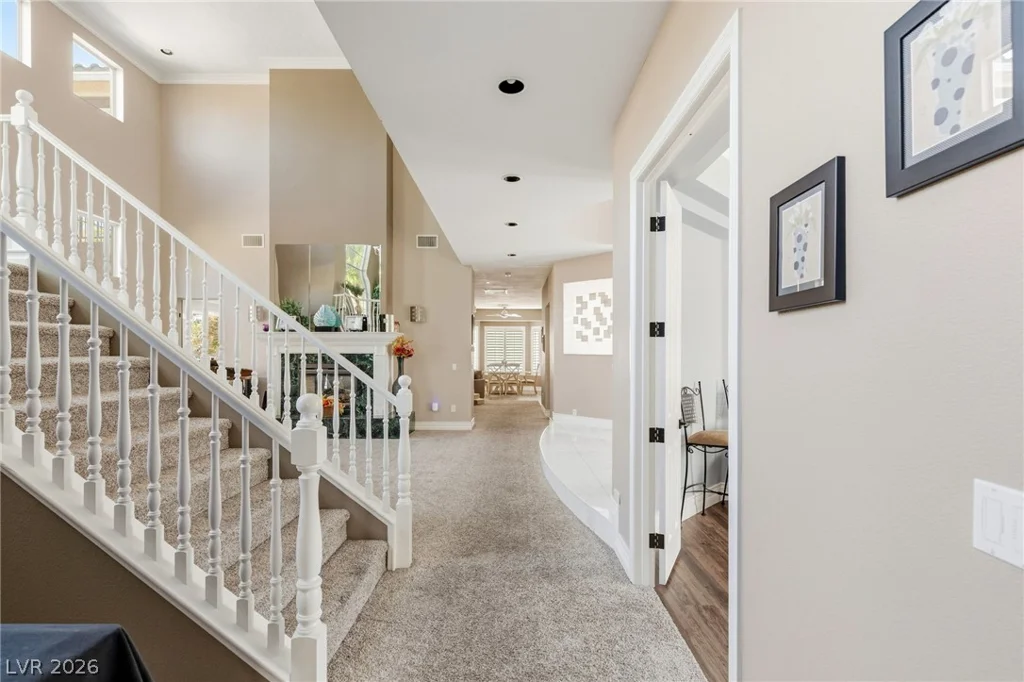 8052 Dark Hollow, Las Vegas, NV 89117