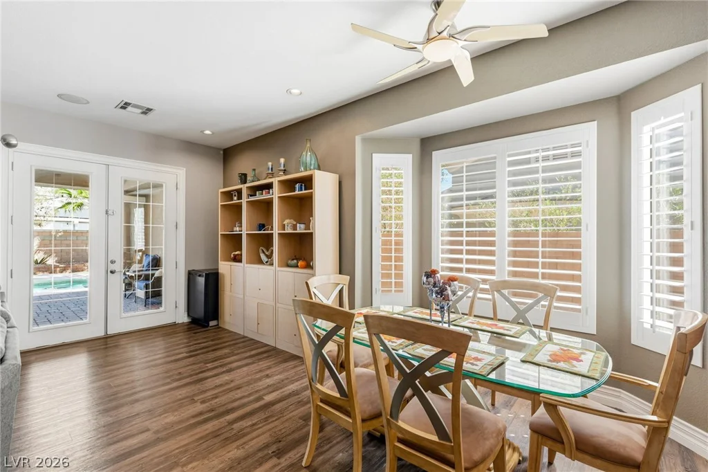8052 Dark Hollow, Las Vegas, NV 89117