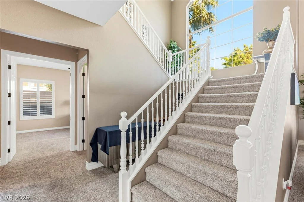 8052 Dark Hollow, Las Vegas, NV 89117
