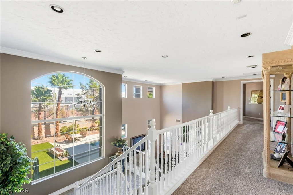 8052 Dark Hollow, Las Vegas, NV 89117