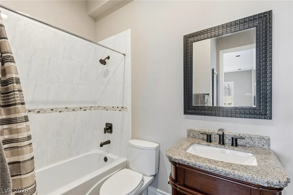 8052 Dark Hollow, Las Vegas, NV 89117