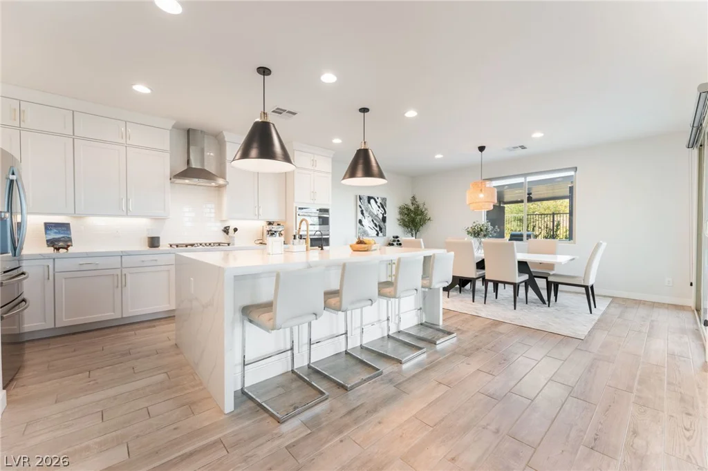 12424 Point Sierra, Las Vegas, NV 89138