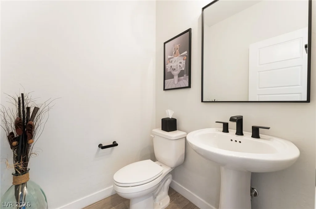 12424 Point Sierra, Las Vegas, NV 89138