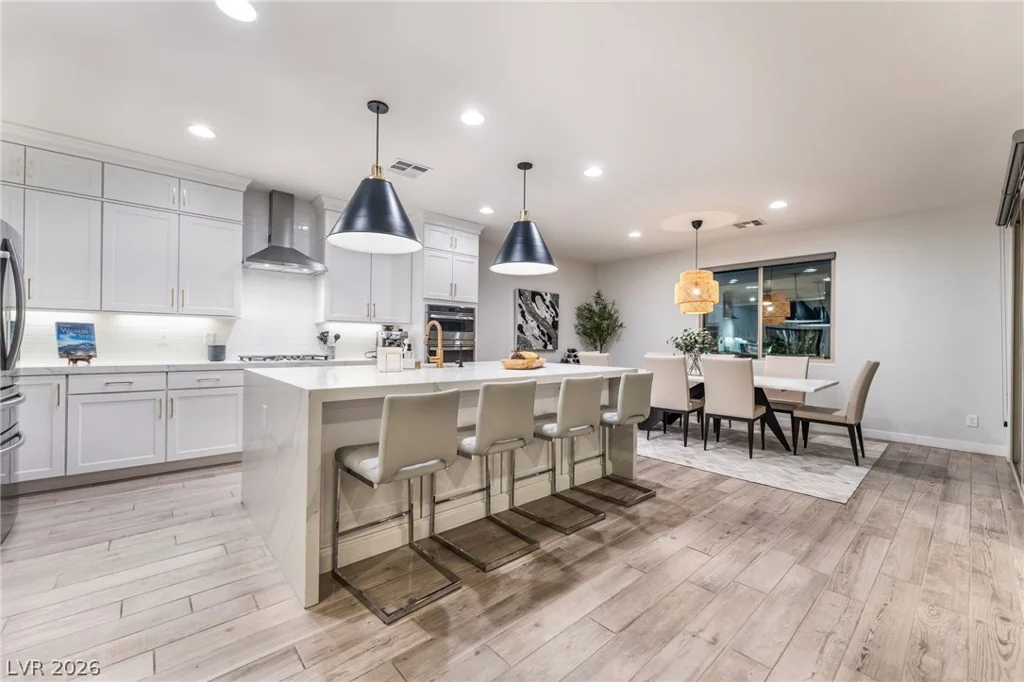 12424 Point Sierra, Las Vegas, NV 89138