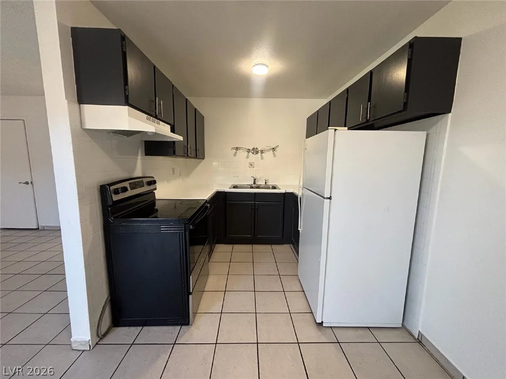 2553 Ellis, North Las Vegas, NV 89030