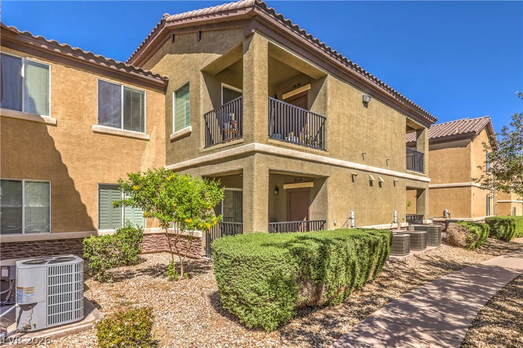 6868 Sky Pointe, Las Vegas, NV 89131