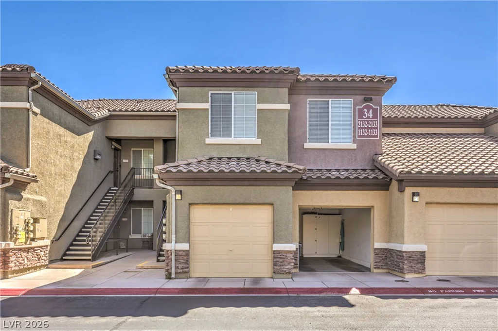 6868 Sky Pointe, Las Vegas, NV 89131