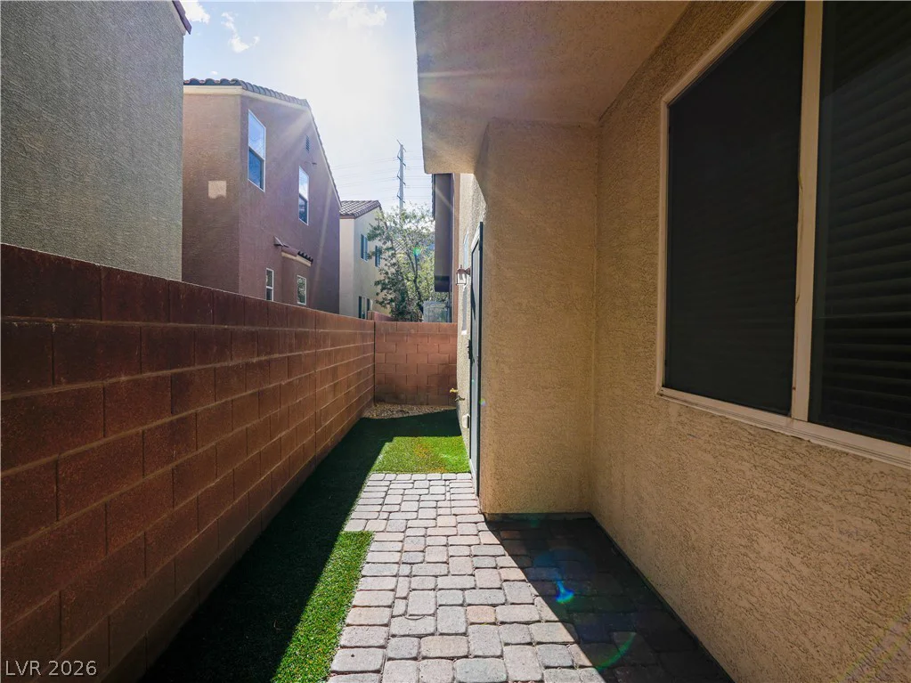 10623 Seasonable, Las Vegas, NV 89129