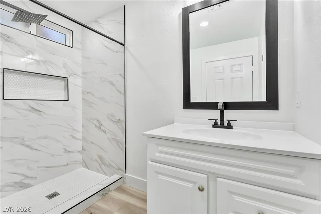 724 9th, Las Vegas, NV 89101