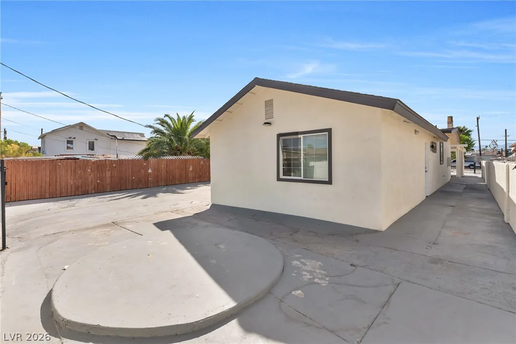 724 9th, Las Vegas, NV 89101