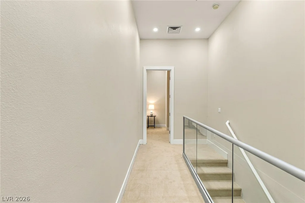 4585 Dean Martin, Las Vegas, NV 89103